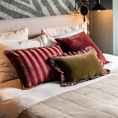 Voor op bed