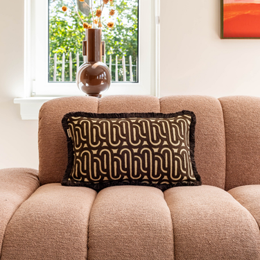 Kotabo sierkussen met swirl print en franjes – 30 x 50 cm – Chocolate Chic