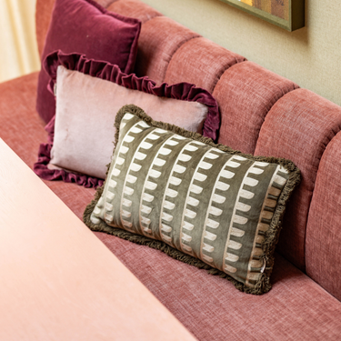 Kotabo decorative cushion green with palisade print and fringes – 30 x 50 cm – Olive Oasis & Butter Beige