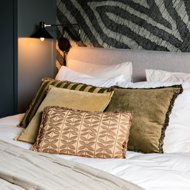 Kotabo sierkussenset Iris – Set van 4 kussens – Olive Oasis, Perfect Pistache & Bold Beige