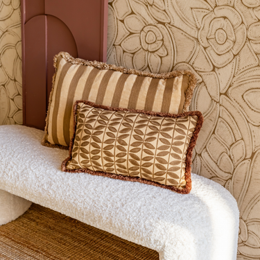 Kotabo sierkussen strepen met franjes – 40 x 60 cm – Bold Beige