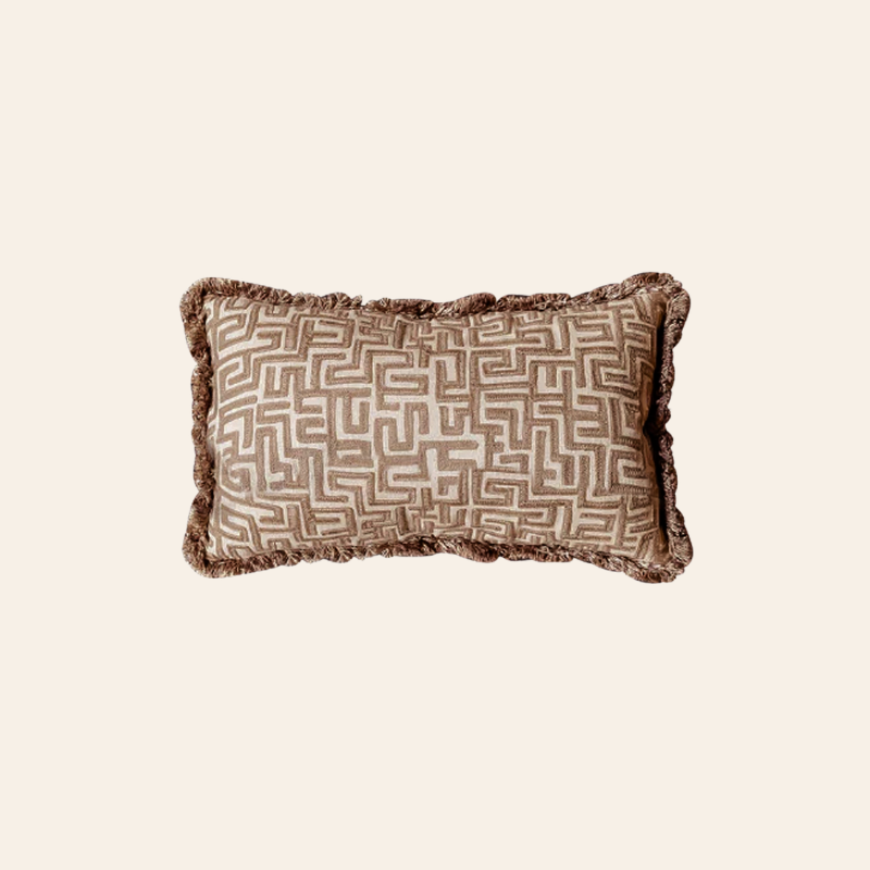 Kotabo Dekokissen beige mit griechischem Muster und Fransen – 30 x 50 cm – Kräftiges Beige