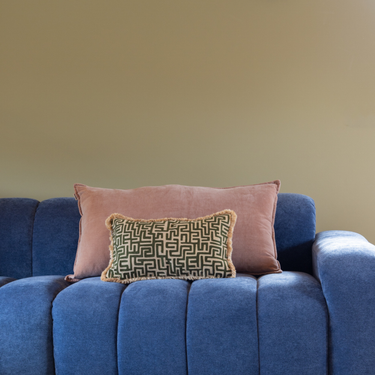 Kotabo sierkussenset Amé – Set van 2 kussens – Pretty in Pink & Olive Oasis